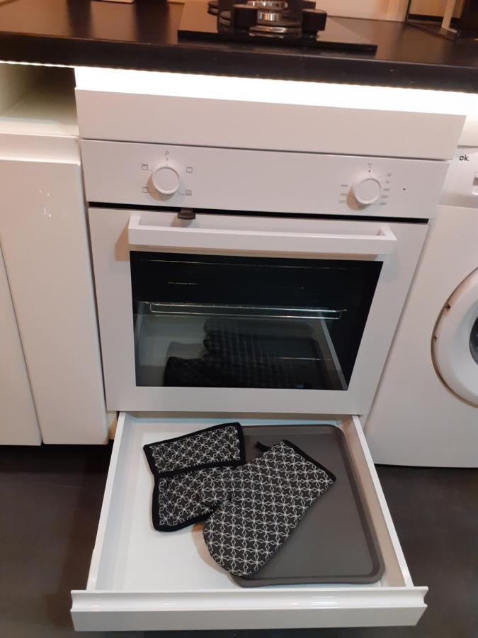 Apartamento E&R Malaga Centro- Parking Gratis エクステリア 写真