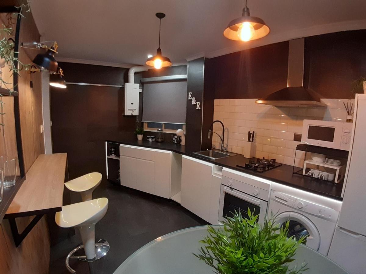 Apartamento E&R Malaga Centro- Parking Gratis エクステリア 写真