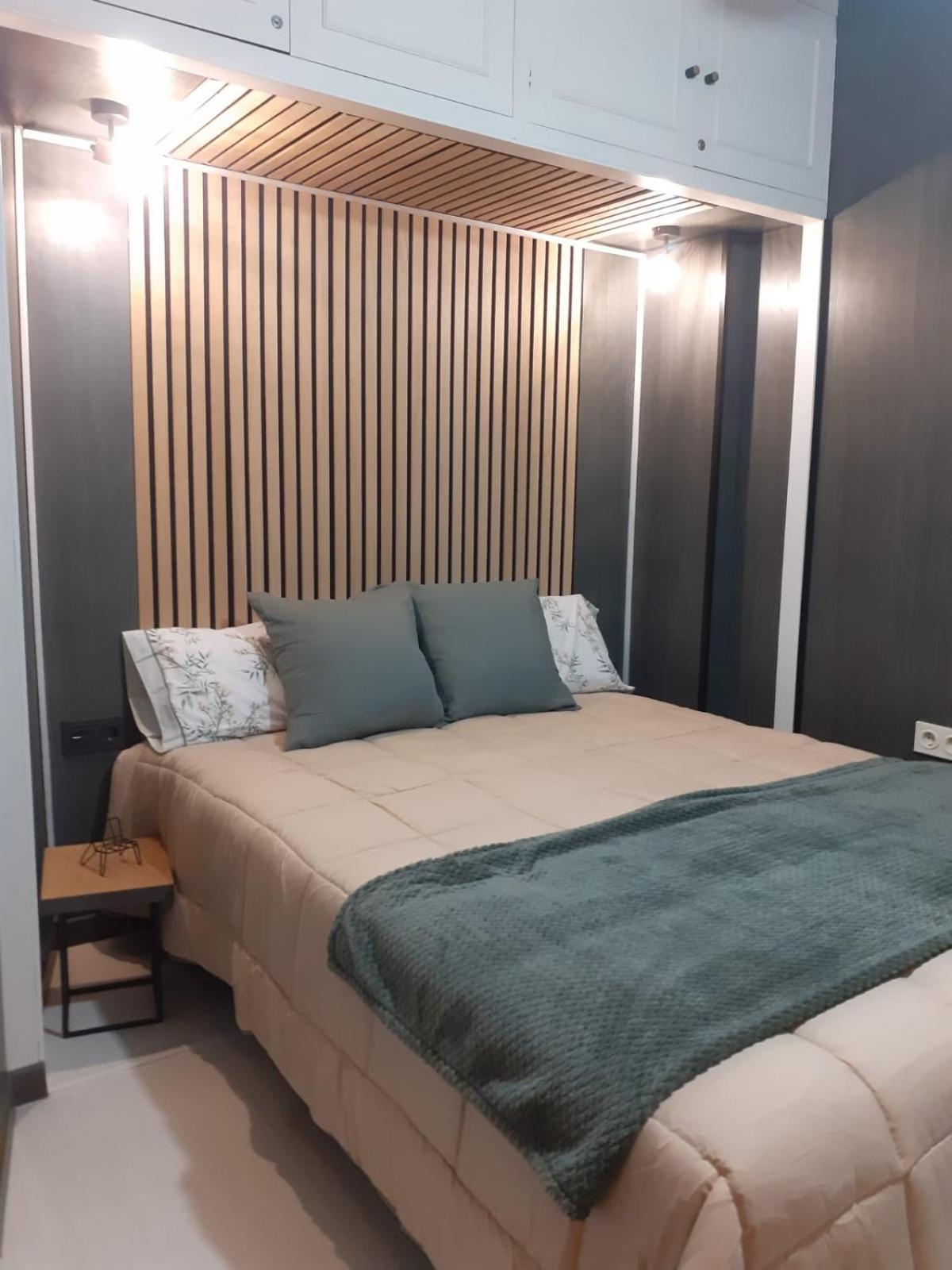 Apartamento E&R Malaga Centro- Parking Gratis エクステリア 写真