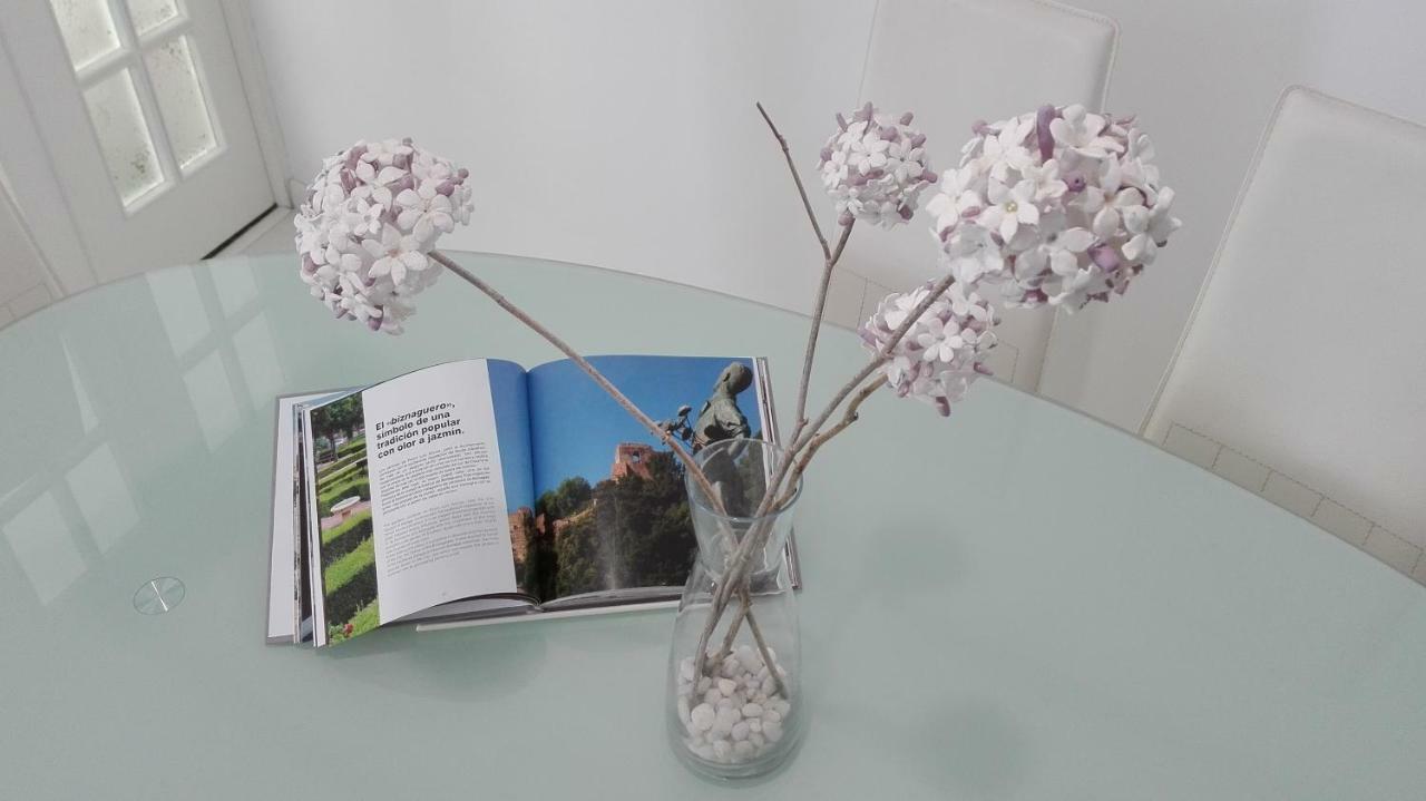 Apartamento E&R Malaga Centro- Parking Gratis エクステリア 写真