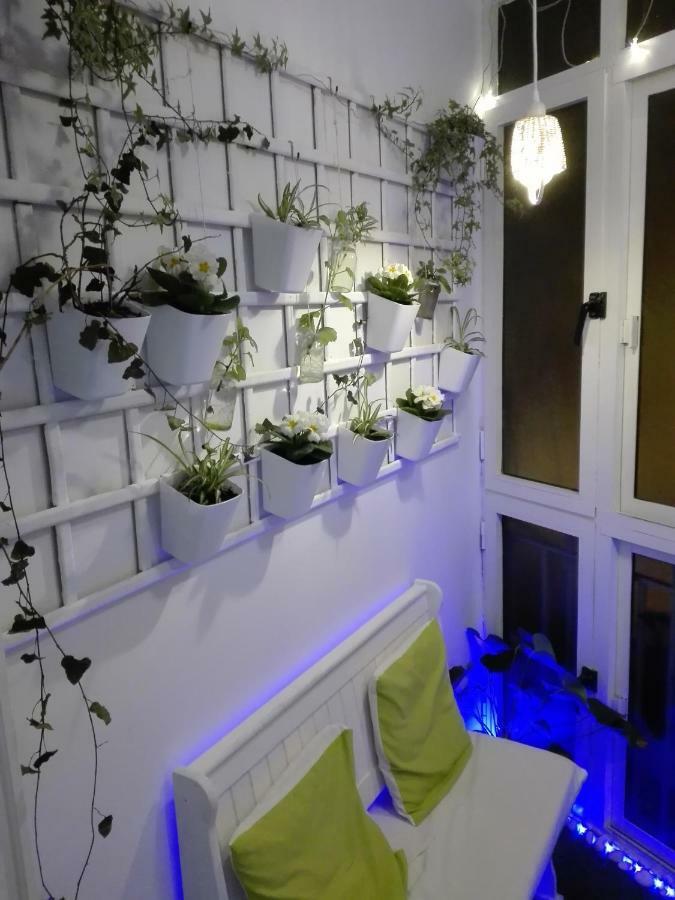 Apartamento E&R Malaga Centro- Parking Gratis エクステリア 写真