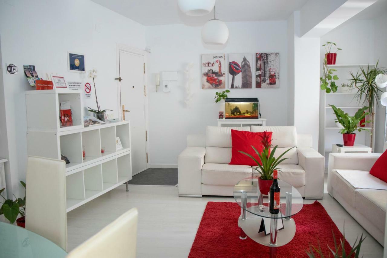 Apartamento E&R Malaga Centro- Parking Gratis エクステリア 写真