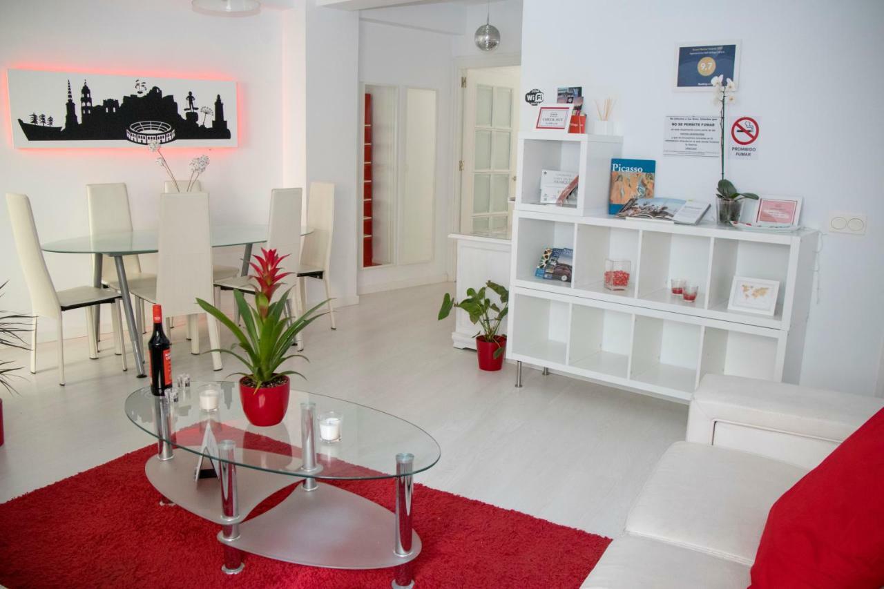 Apartamento E&R Malaga Centro- Parking Gratis エクステリア 写真