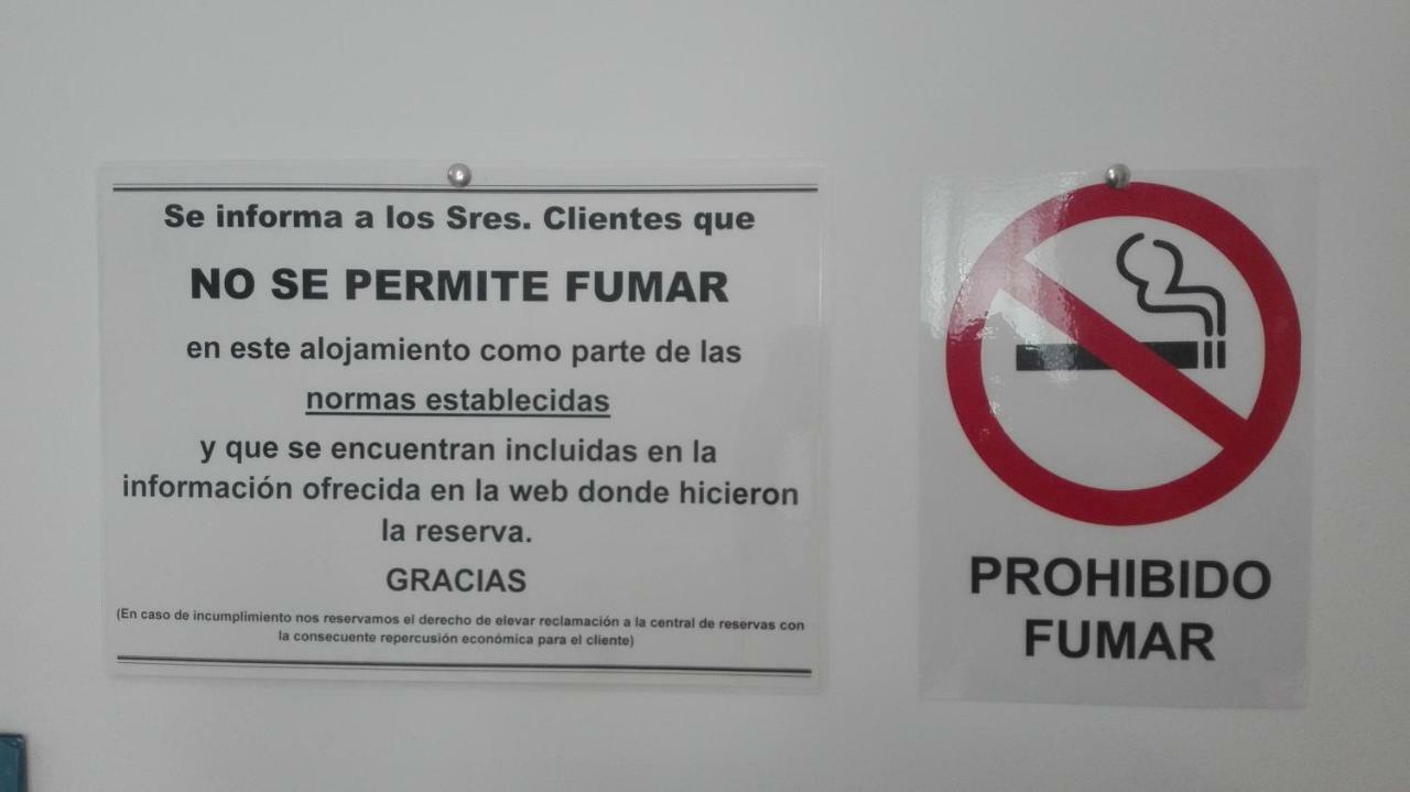 Apartamento E&R Malaga Centro- Parking Gratis エクステリア 写真